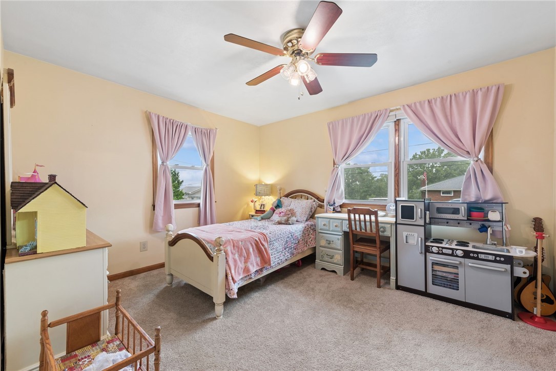32 John Dr
