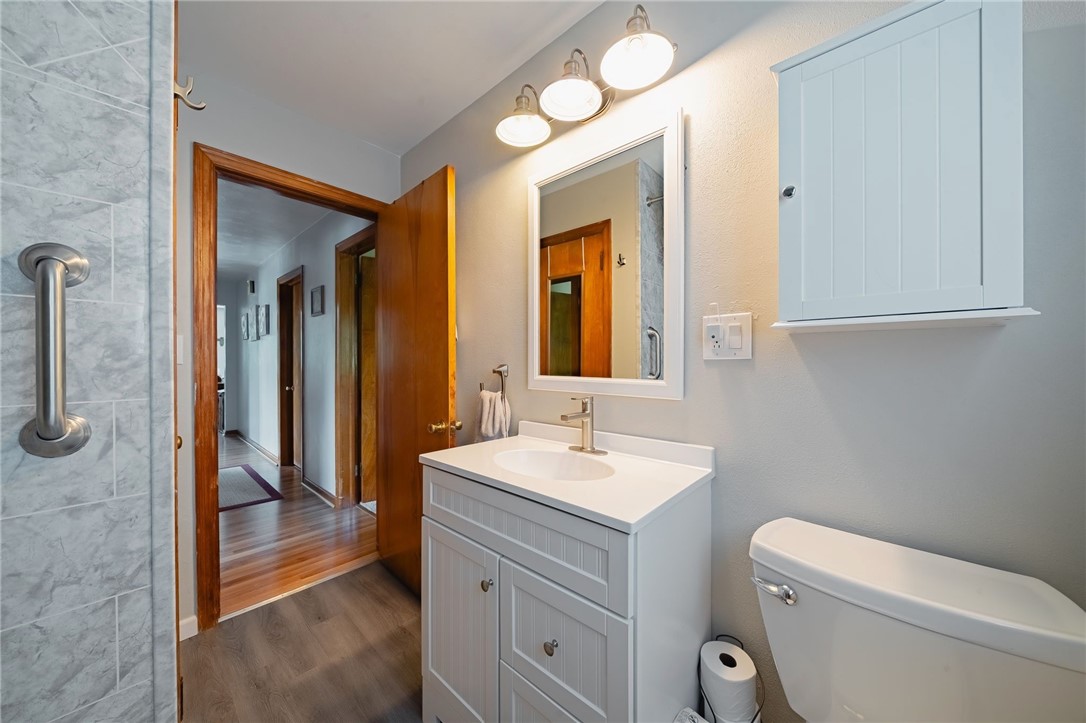 32 John Dr