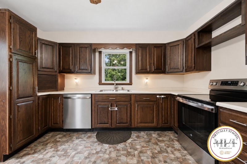 32 John Dr