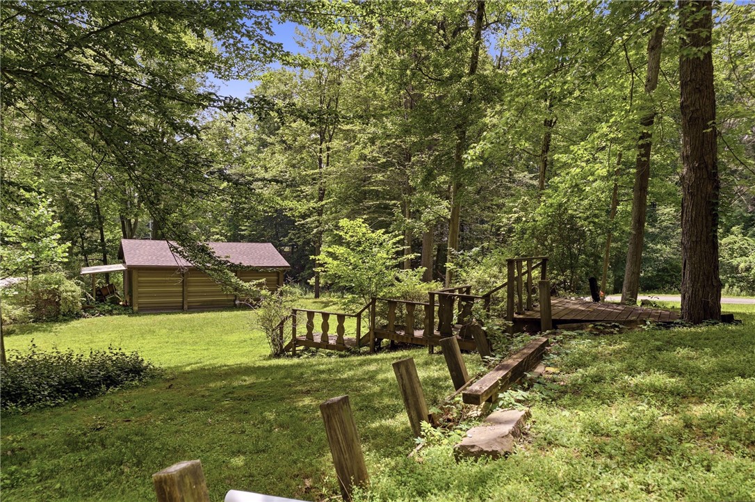 3109 Lake Rd