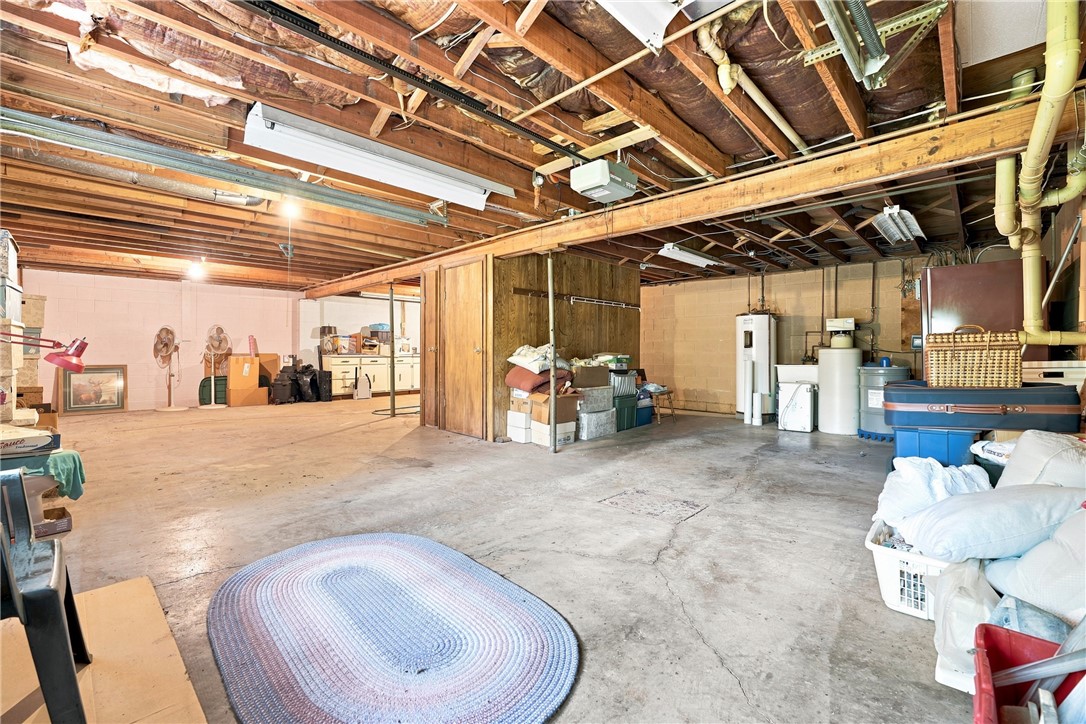 3109 Lake Rd