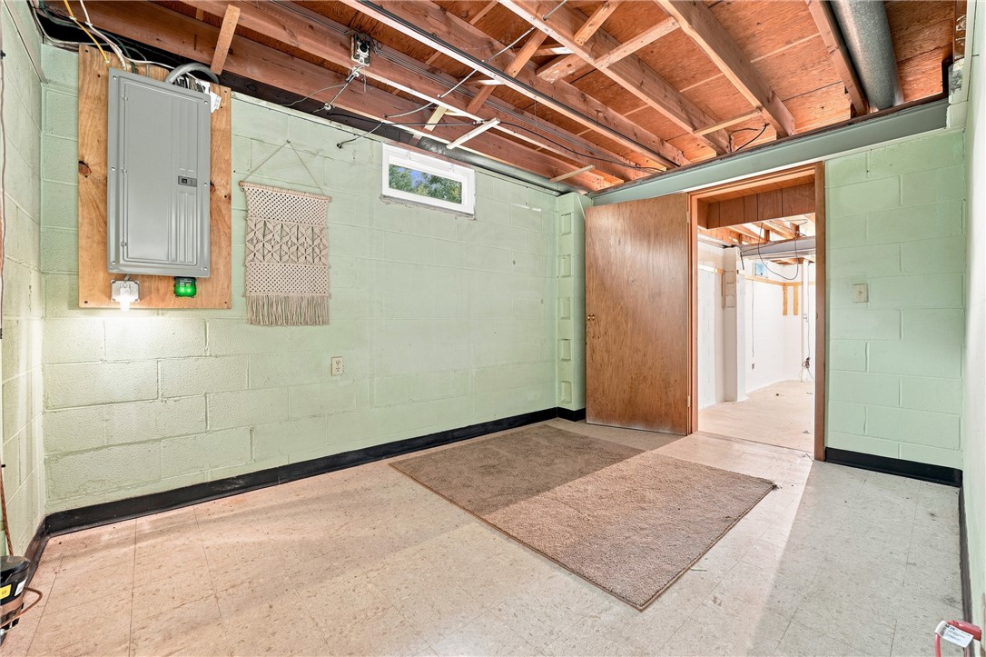 322 Fredrick Dr