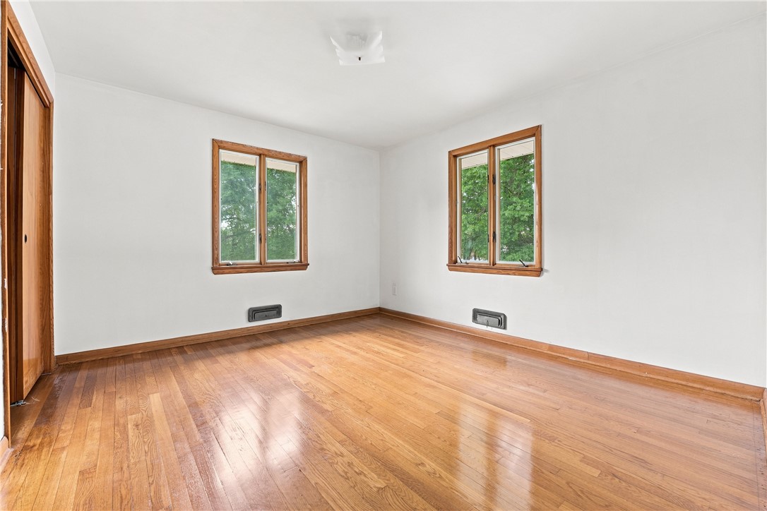 322 Fredrick Dr
