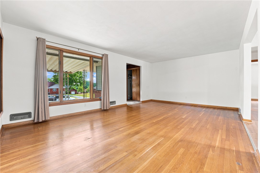 322 Fredrick Dr