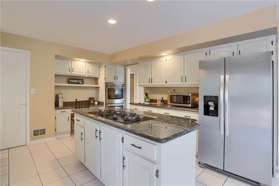 802 Birch Field Ct