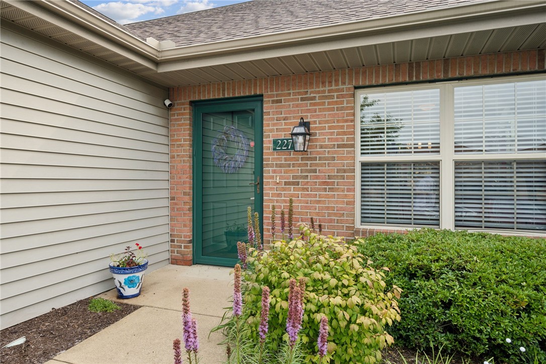 227 Saddlebrook Dr