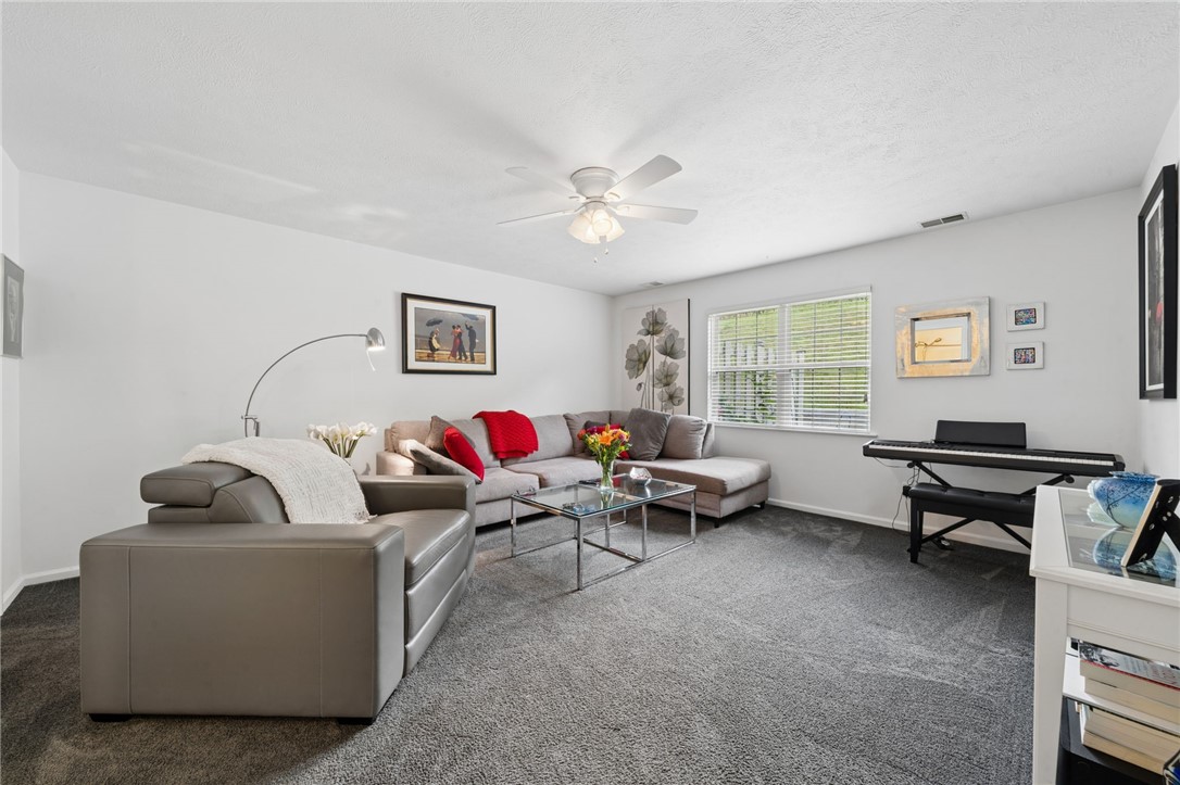 227 Saddlebrook Dr