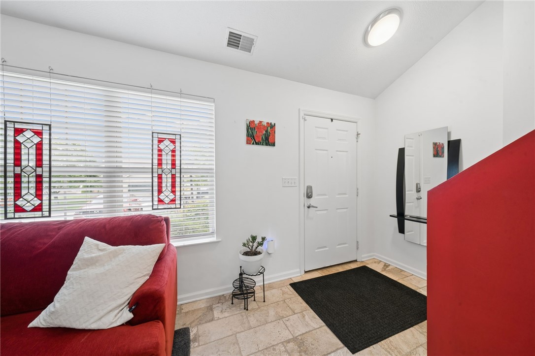 227 Saddlebrook Dr