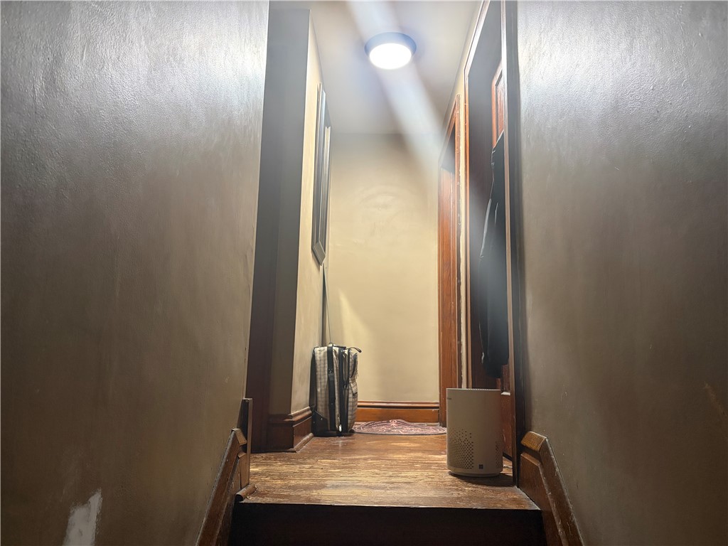 108 W. Lincoln Ave