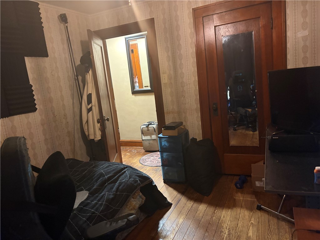 108 W. Lincoln Ave