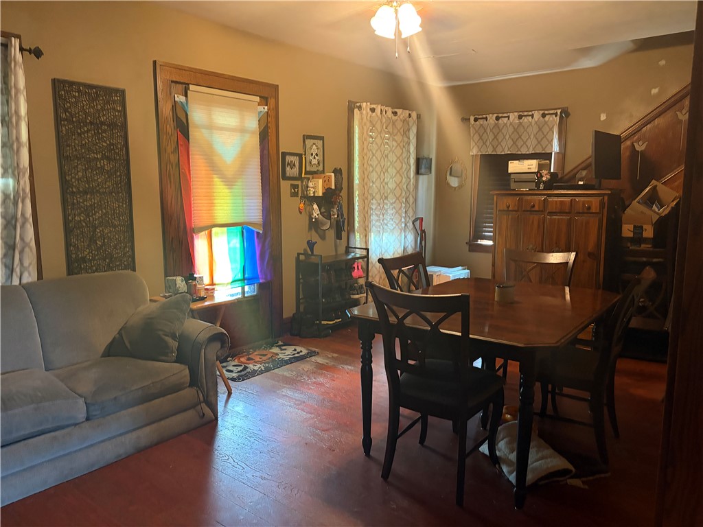 108 W. Lincoln Ave