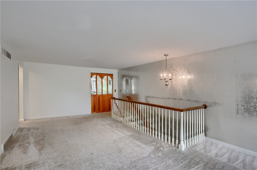 163 Chapel Dr