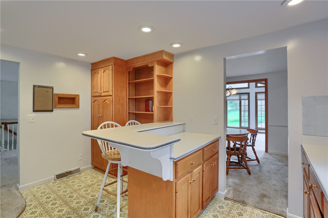 163 Chapel Dr