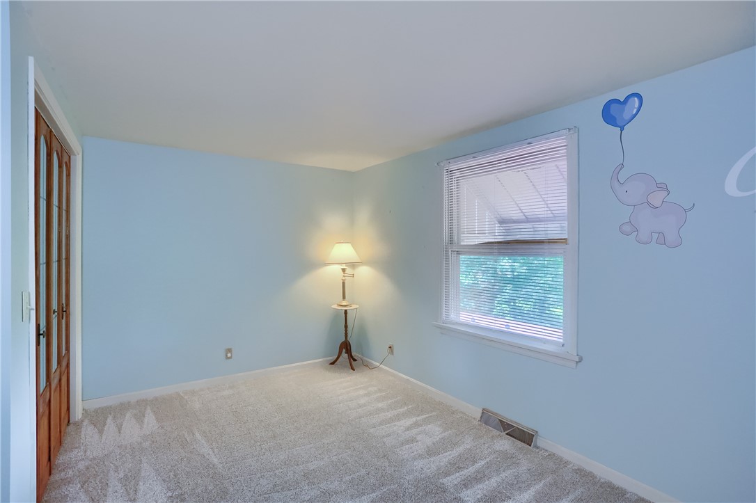 163 Chapel Dr