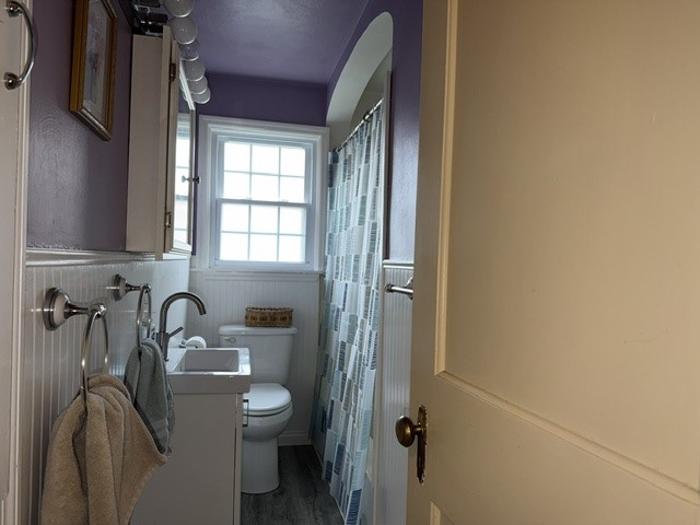 253 Service Ave