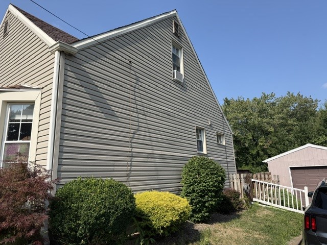 253 Service Ave