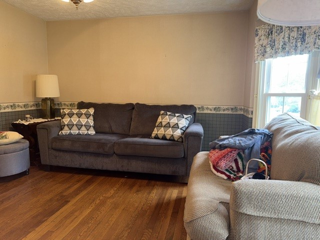 253 Service Ave