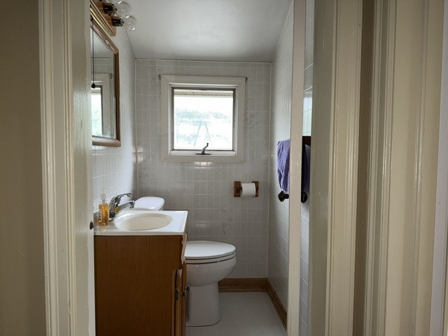 253 Service Ave