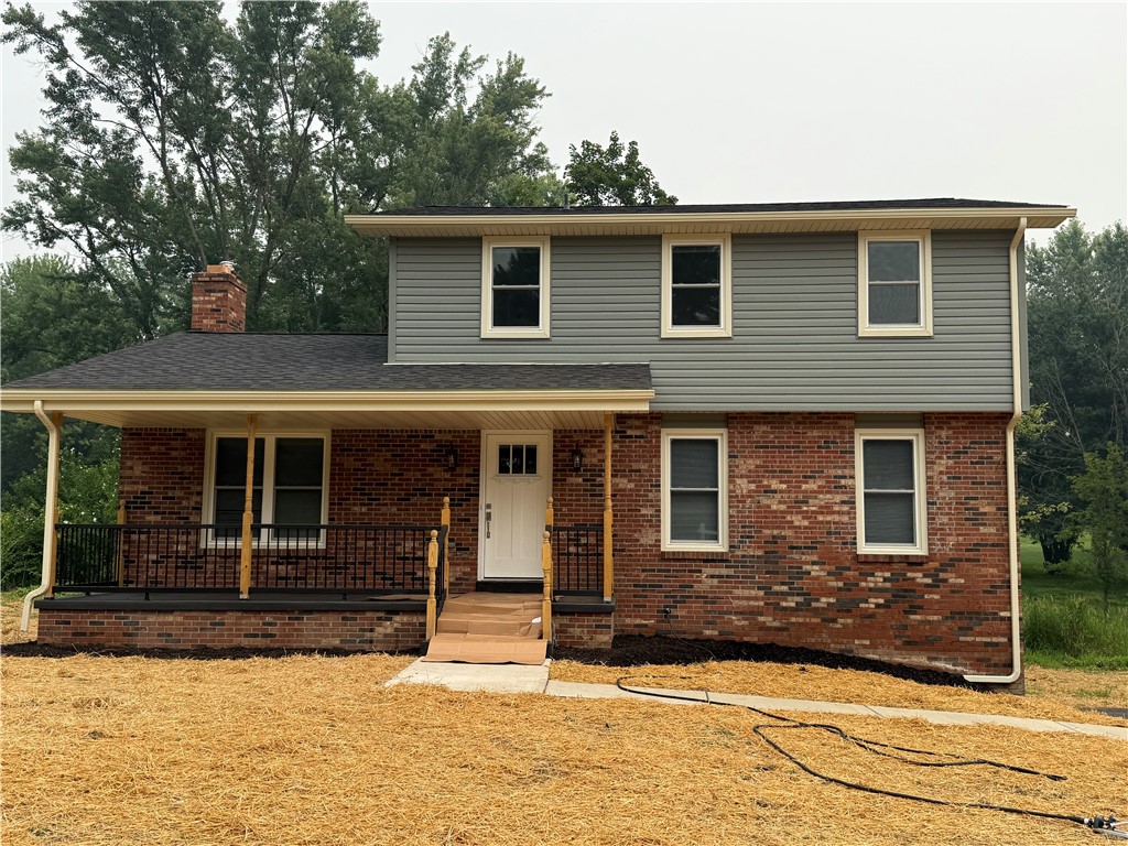107 Colonial Way