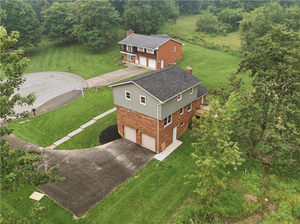 107 Colonial Way