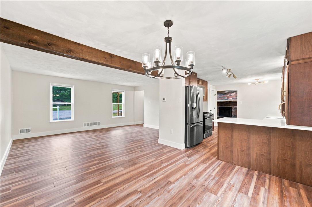 107 Colonial Way
