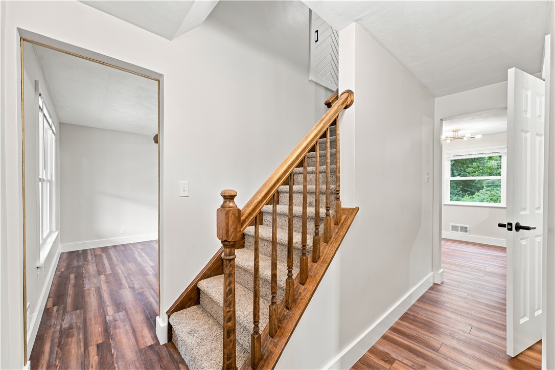 107 Colonial Way