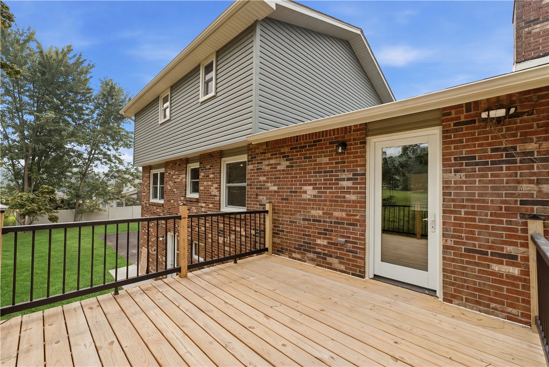 107 Colonial Way