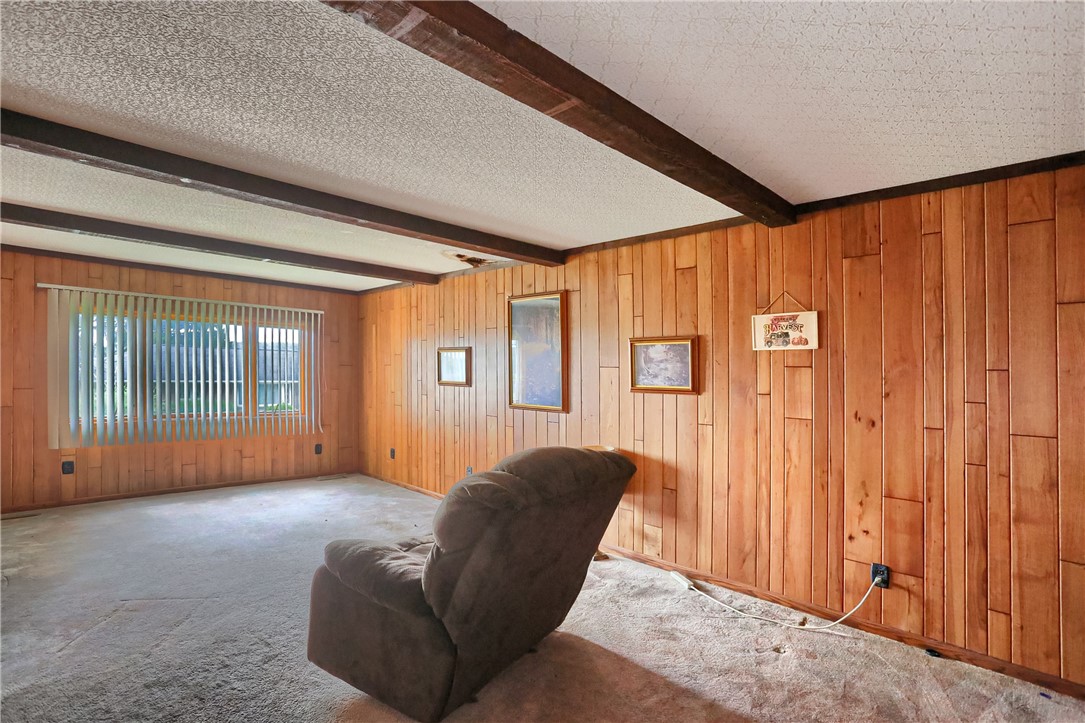 108 Hazen Ave
