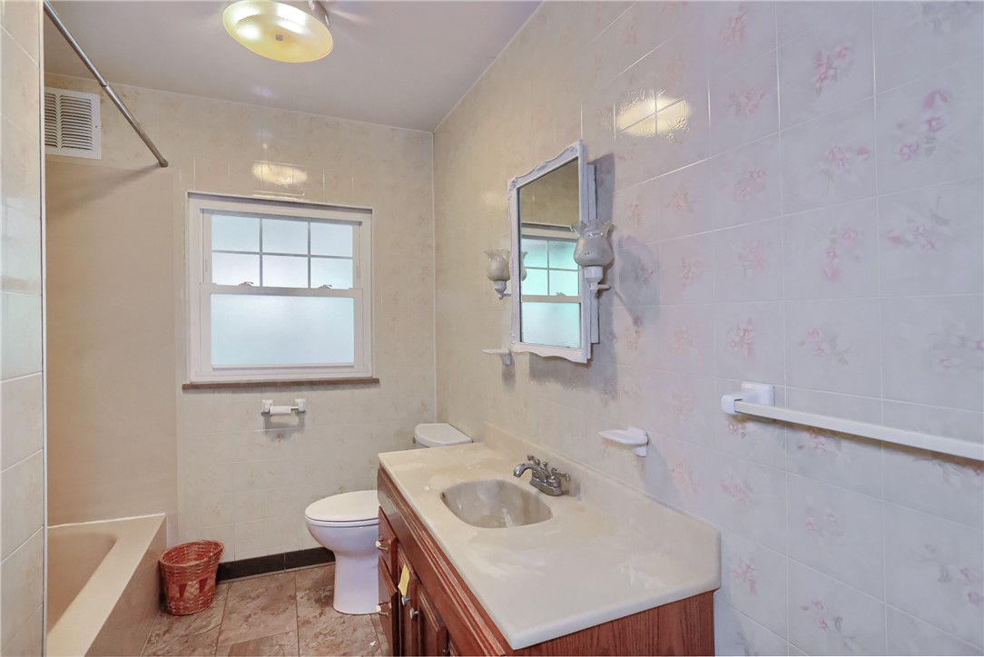 108 Hazen Ave