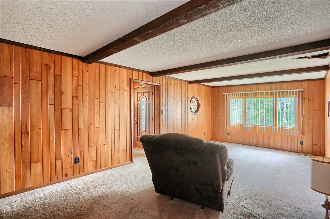 108 Hazen Ave
