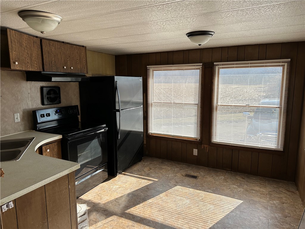 2530 Wampum Rd