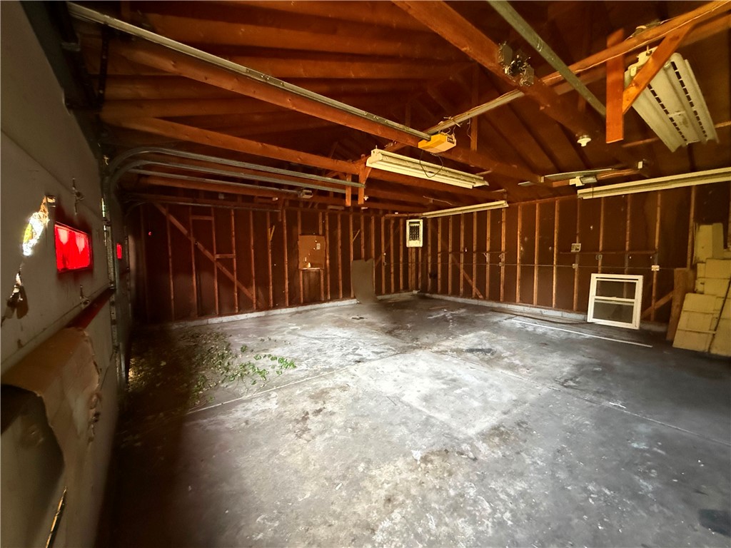 303 E Lutton Street