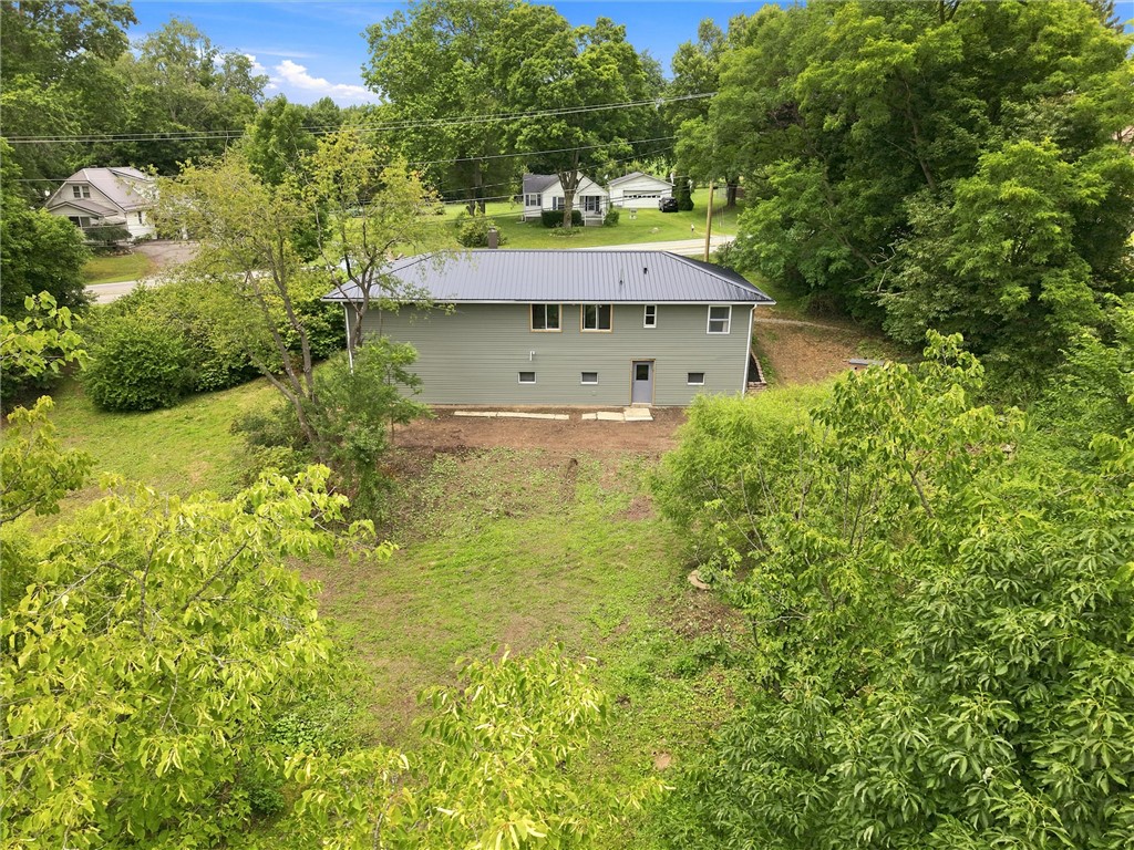 2251 Mercer West Middlesex Rd