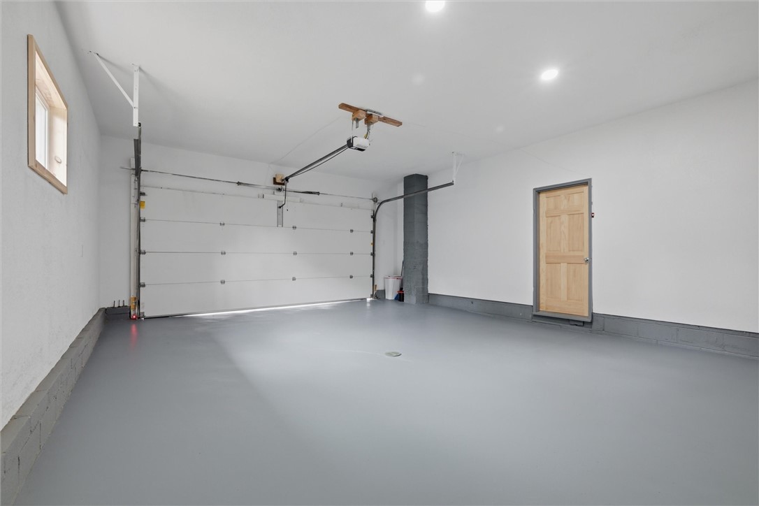 2251 Mercer West Middlesex Rd