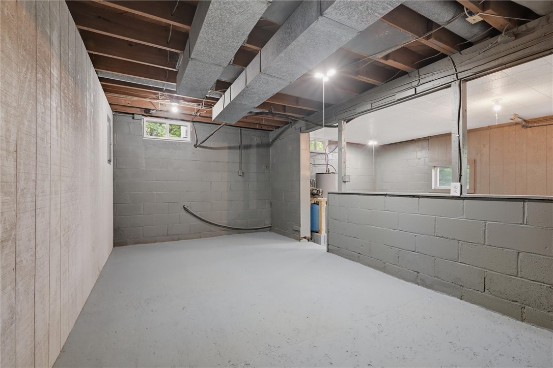 2251 Mercer West Middlesex Rd