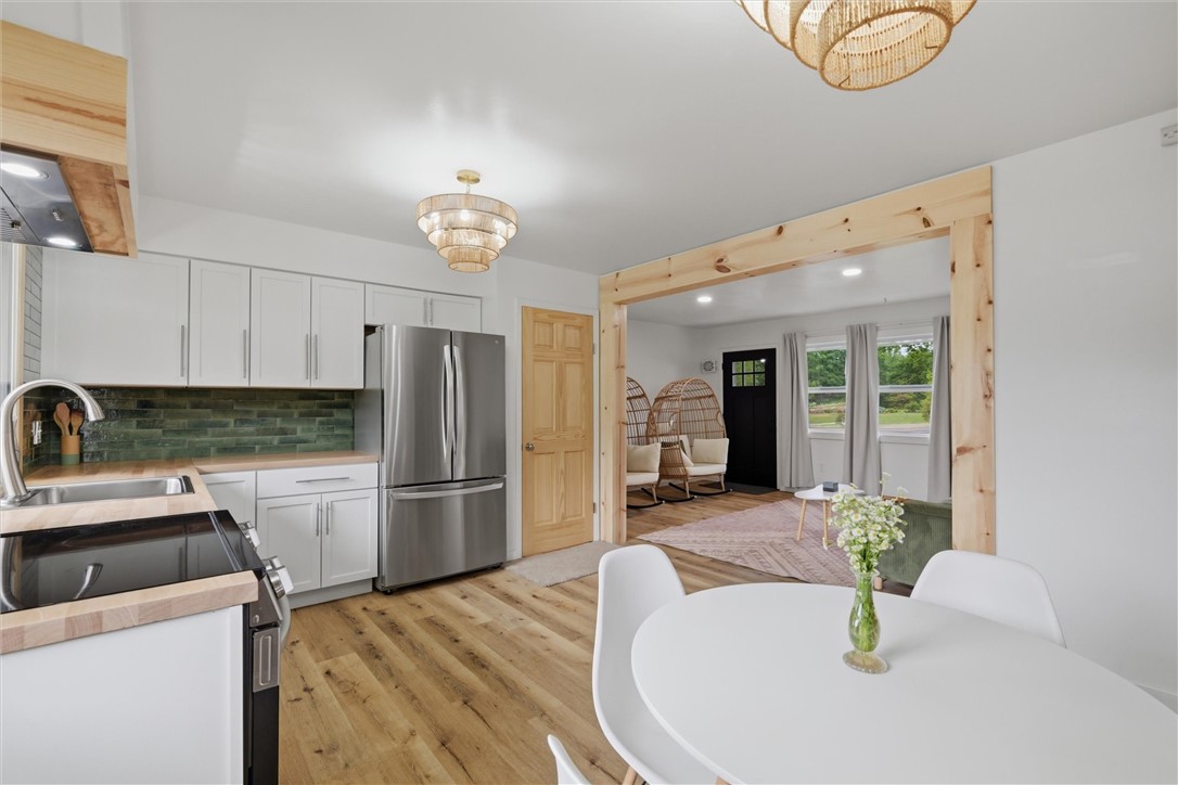 2251 Mercer West Middlesex Rd