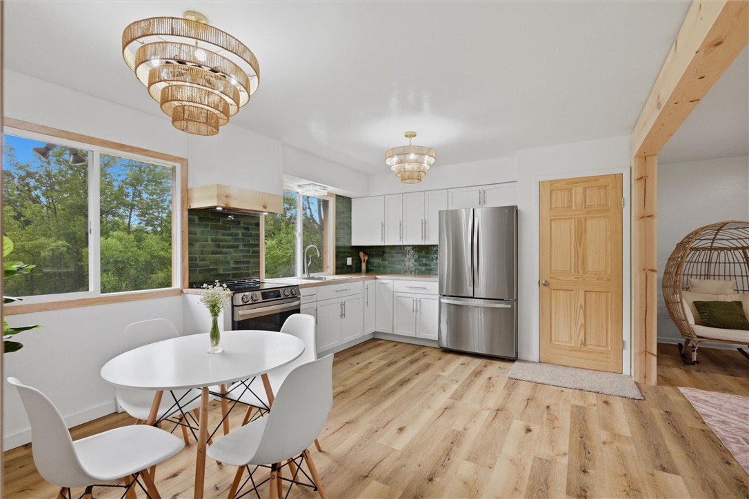 2251 Mercer West Middlesex Rd