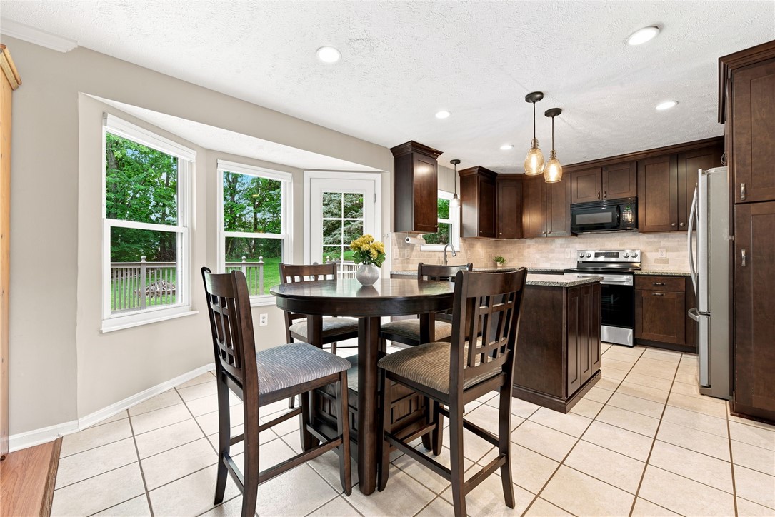 9103 Timberglen Dr