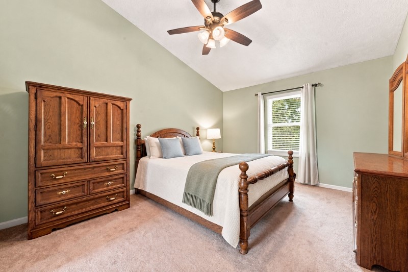 9103 Timberglen Dr