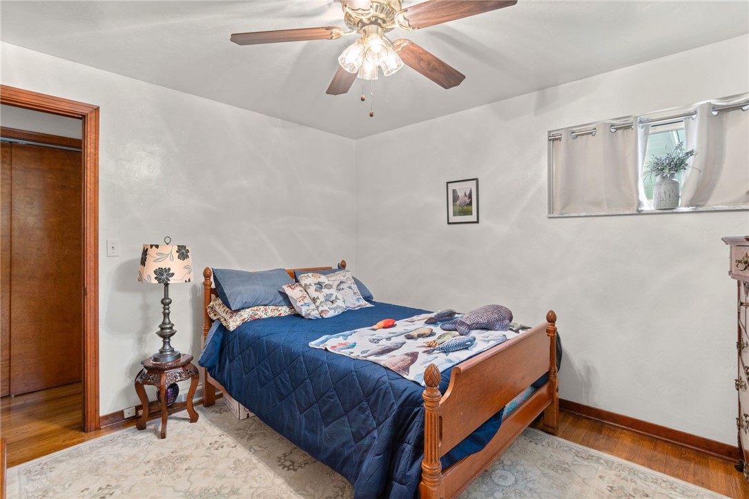 449 Emerald Dr