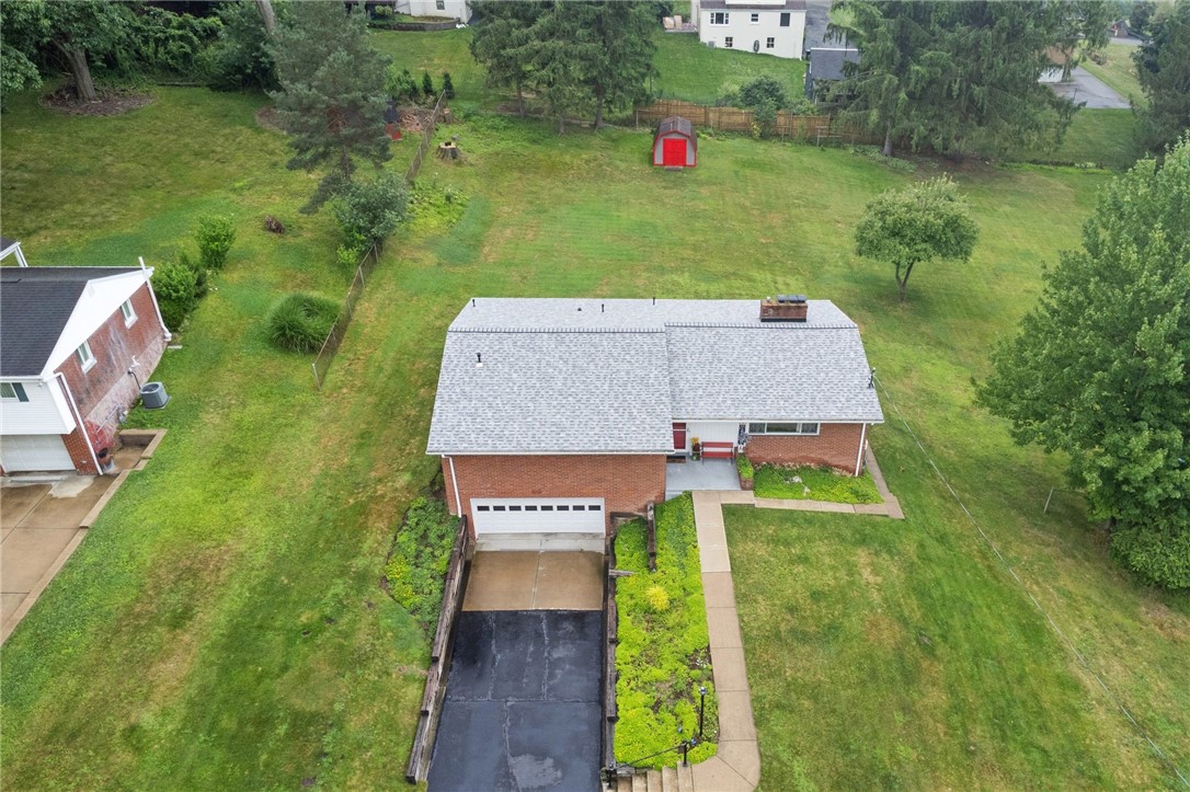449 Emerald Dr