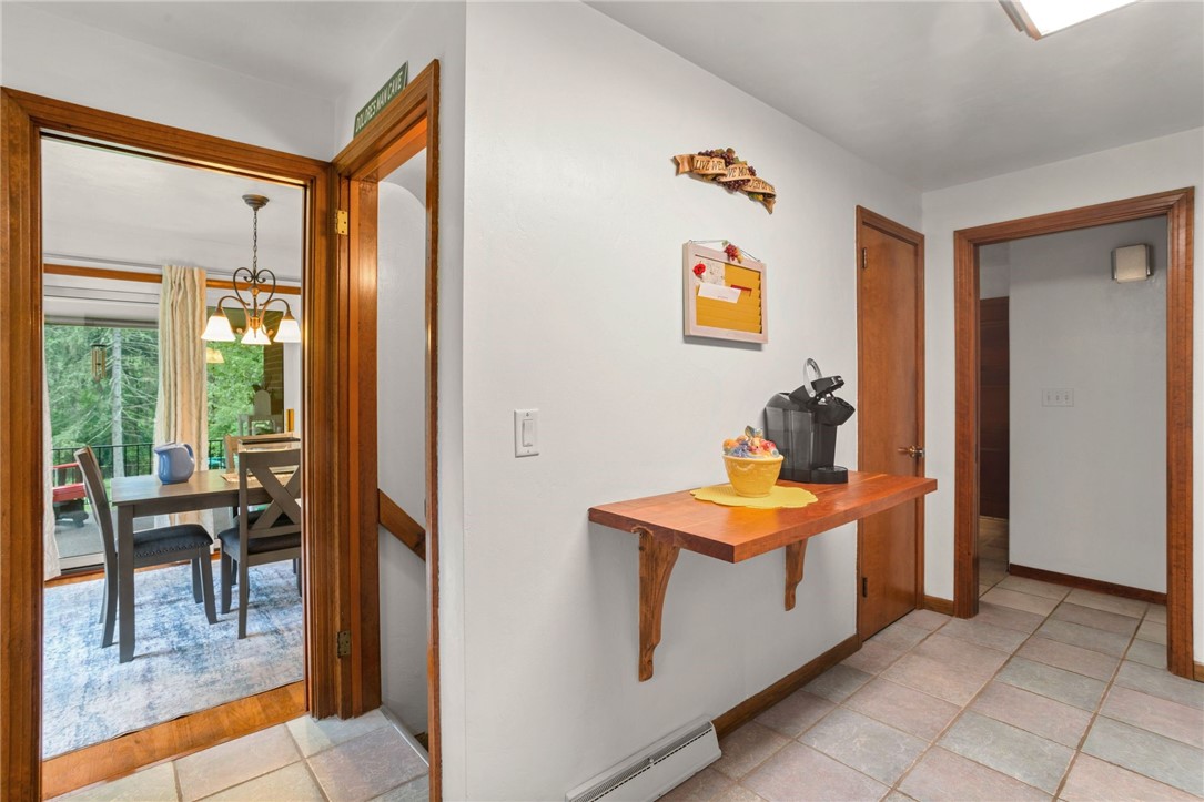 449 Emerald Dr