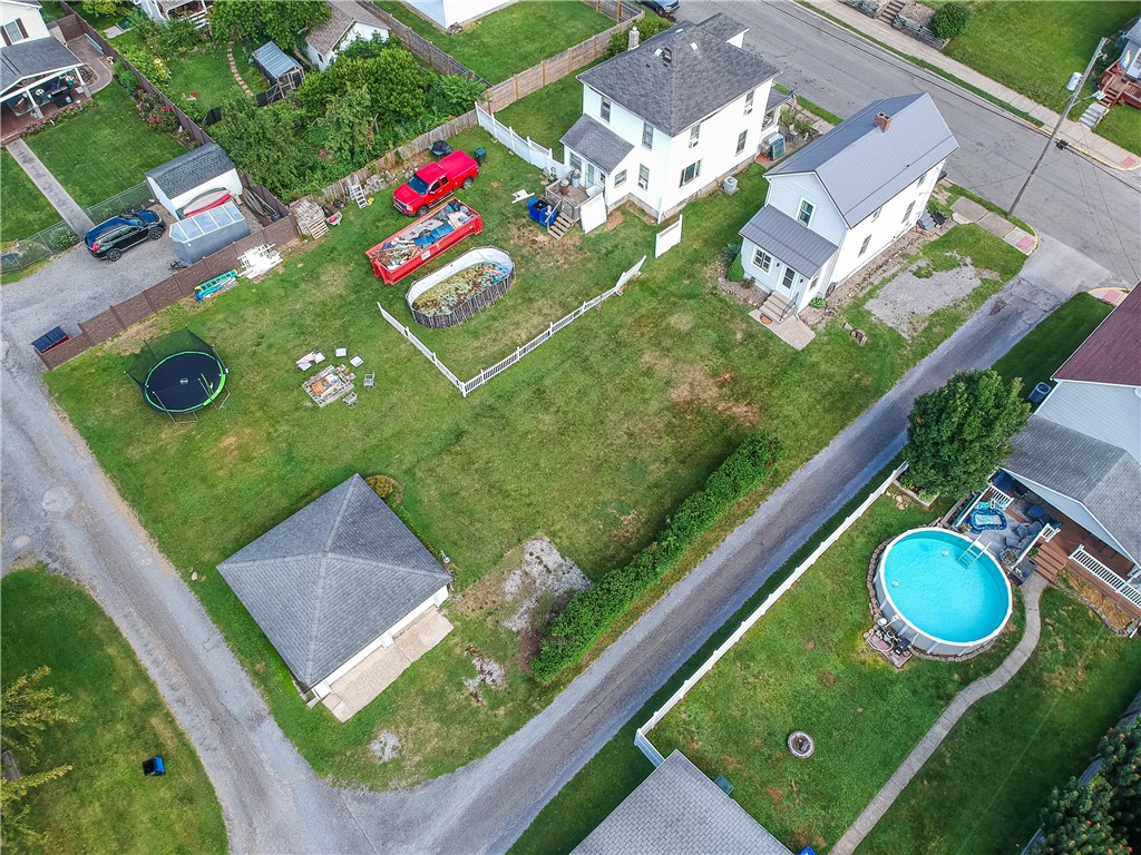 321 Hazel Ave