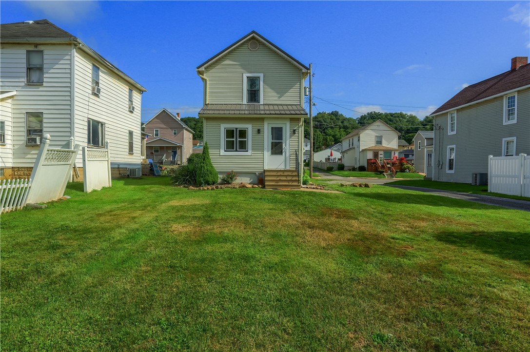 321 Hazel Ave