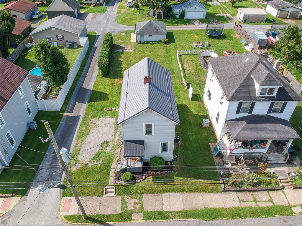 321 Hazel Ave