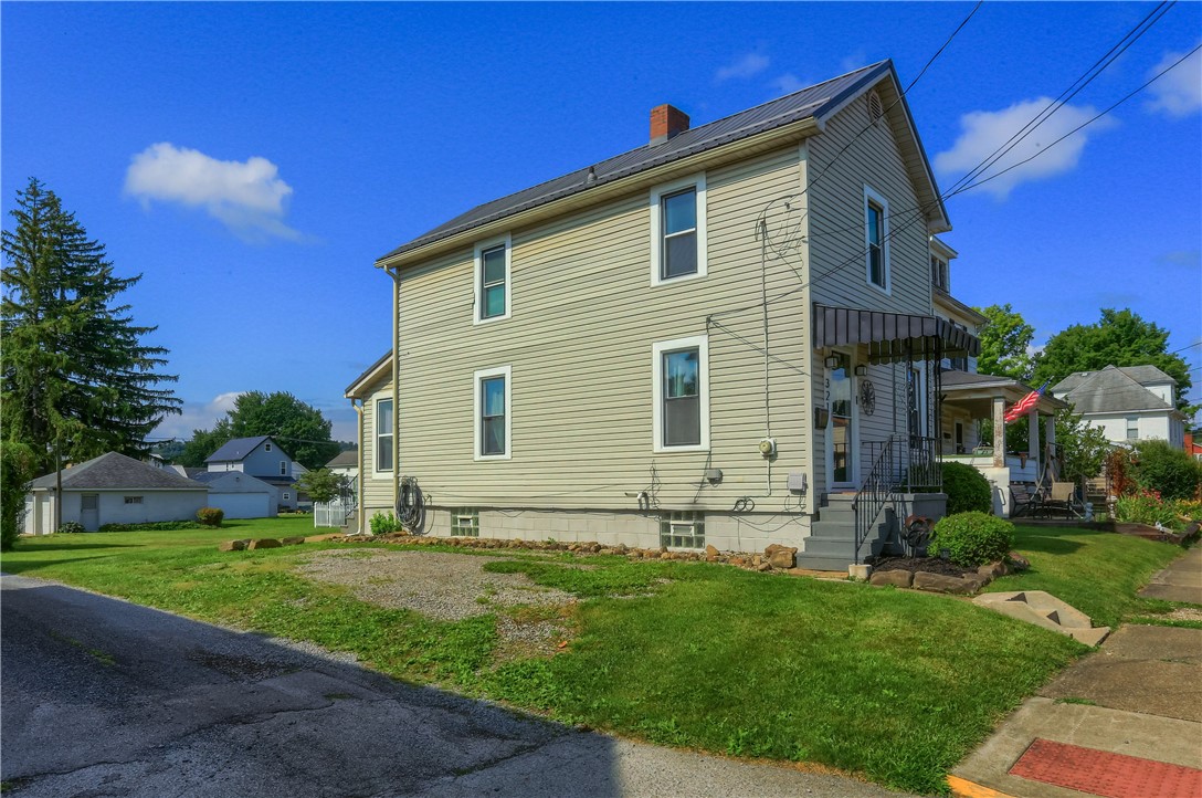 321 Hazel Ave