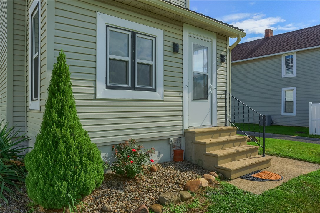 321 Hazel Ave