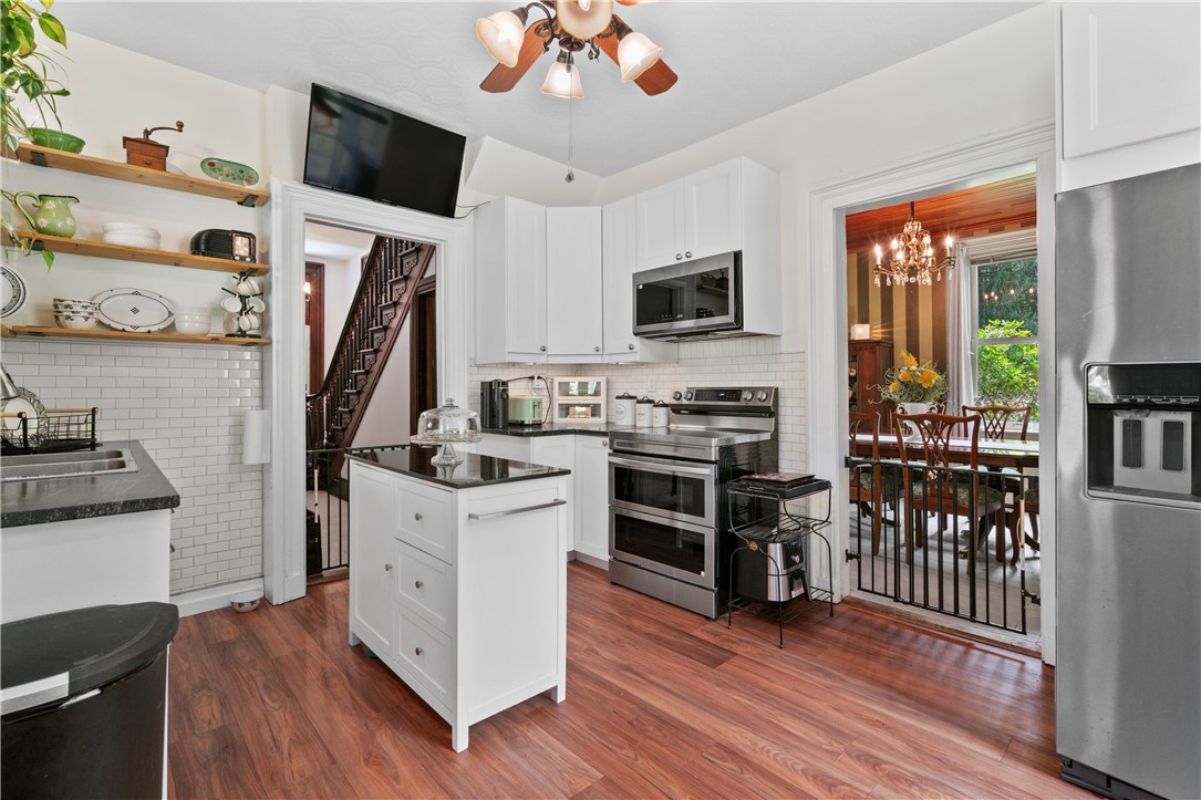 275 Wolfe Ln