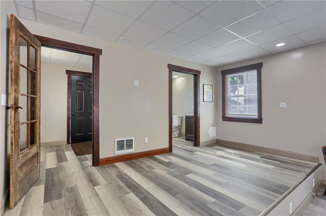 1287 Perry Hwy
