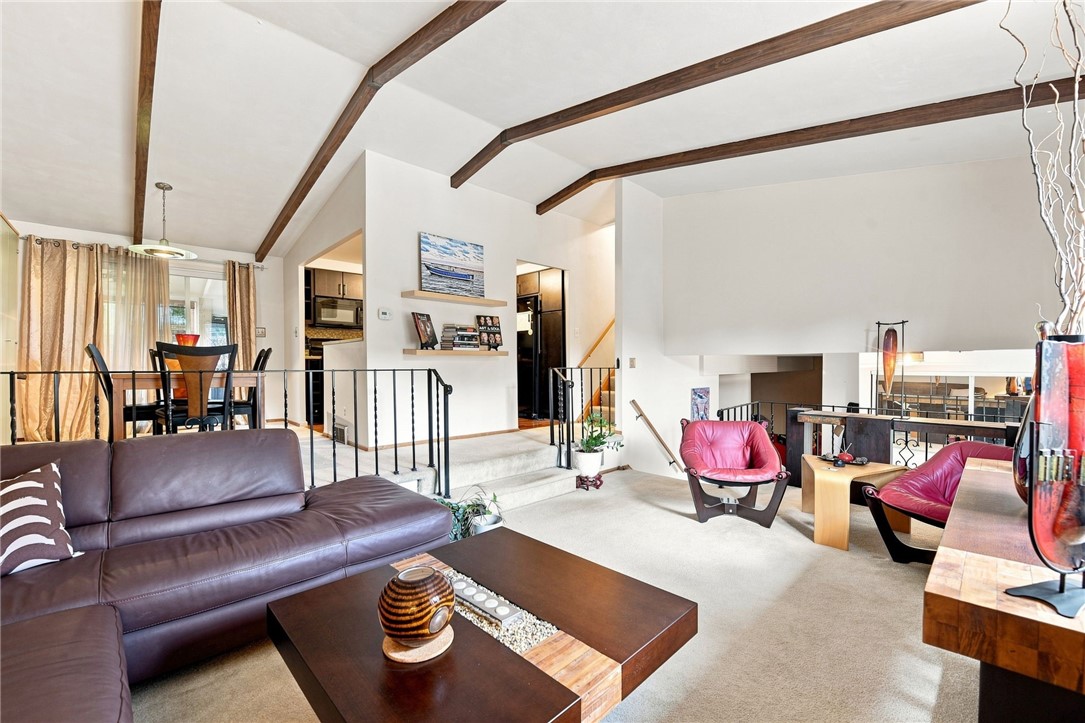 167 Crescent Gardens Dr
